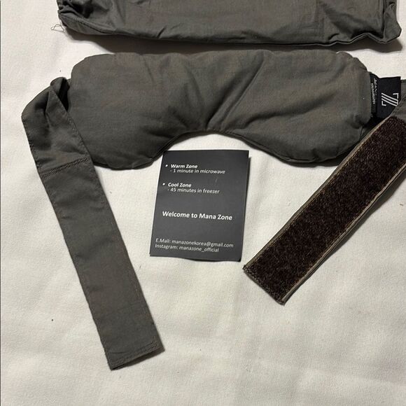 Mana Zone Eye Pillow with Pouch - Picture 3 of 5